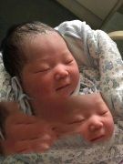 张小姐喜极而泣，是呀!她太需要这个孩子了