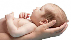 助孕期舒缓压力的坐式瑜伽